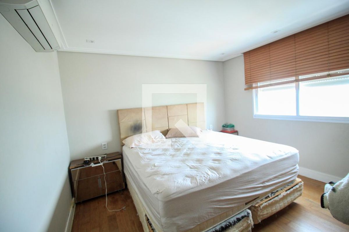 Apartamento, 3 quartos, 210 m² - Foto 19