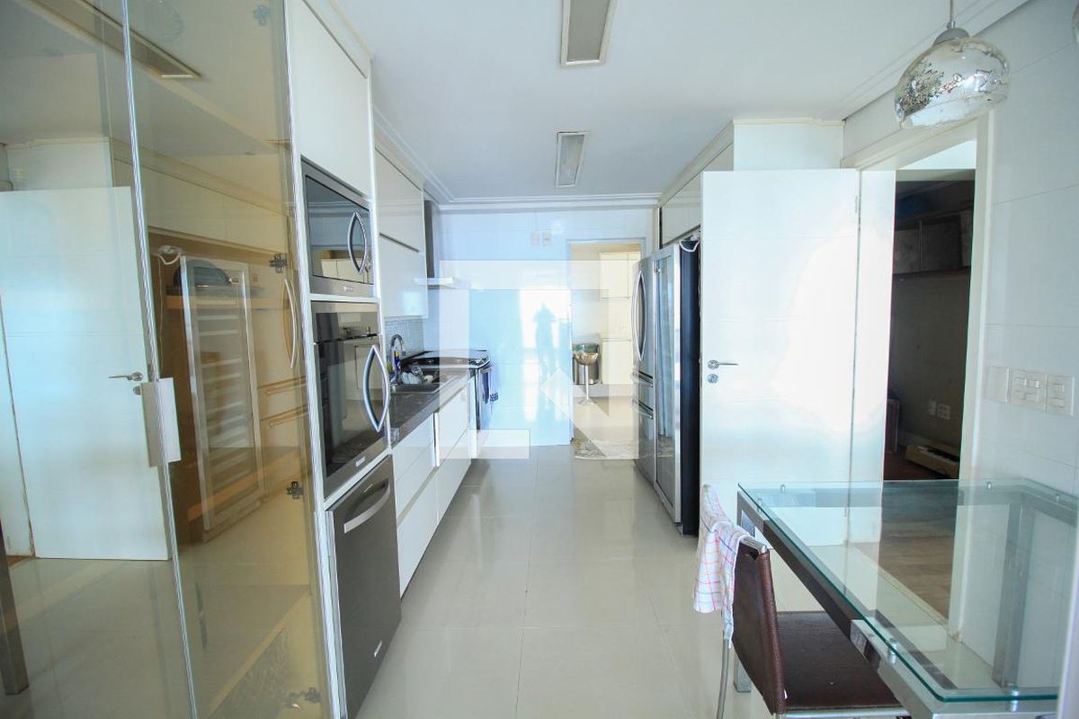 Apartamento, 3 quartos, 210 m² - Foto 53