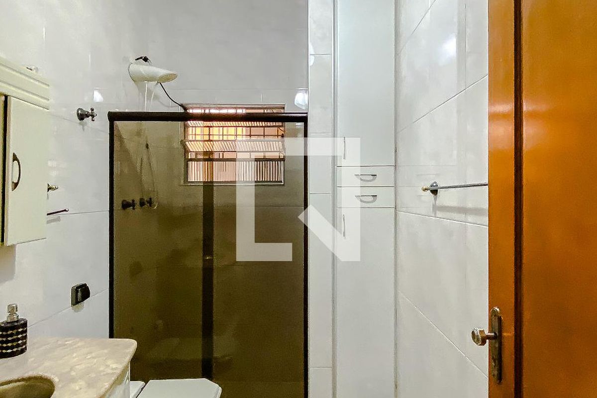 Casa, 4 quartos, 250 m² - Foto 42