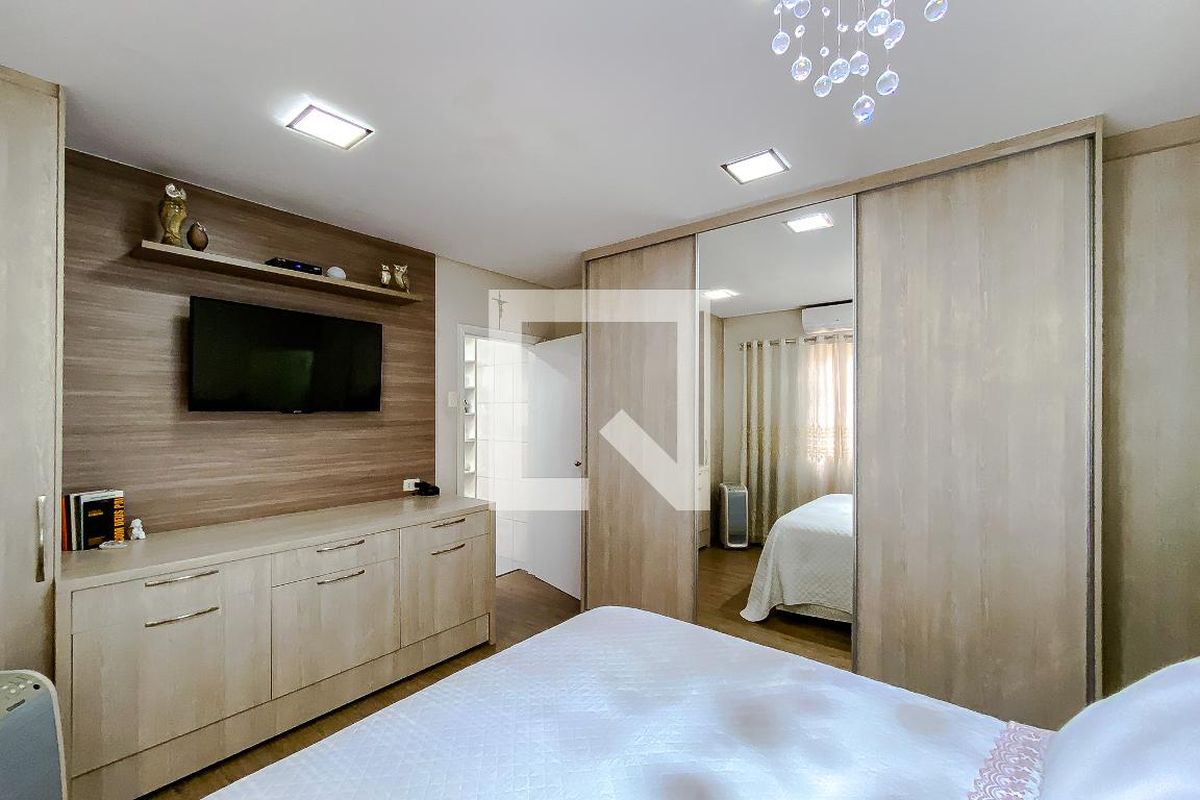 Casa, 4 quartos, 250 m² - Foto 24