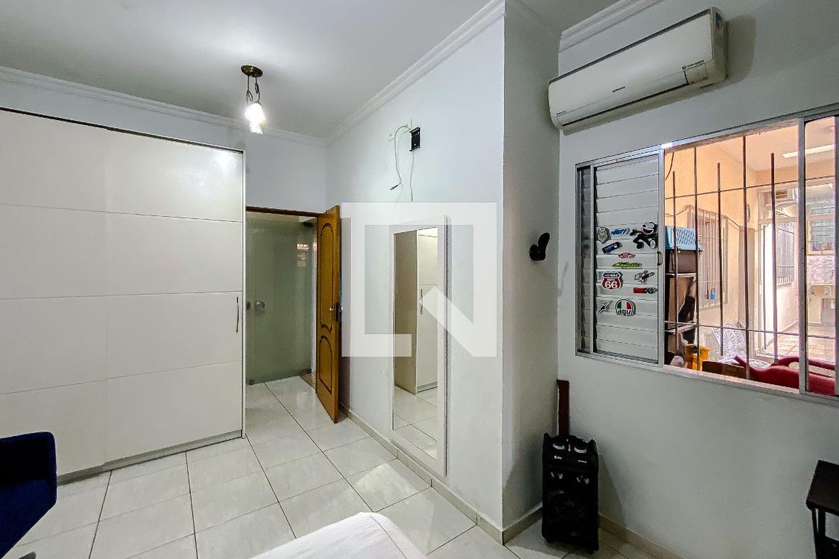Casa, 4 quartos, 250 m² - Foto 9