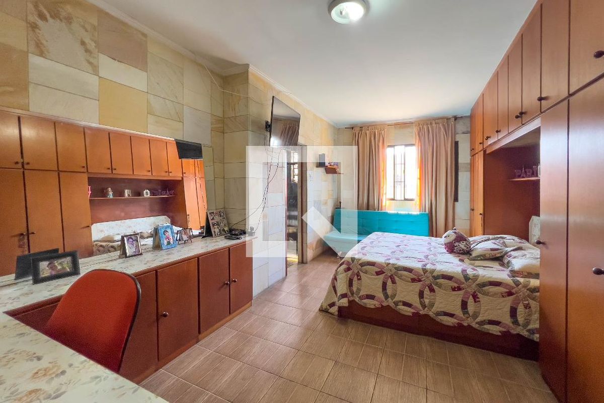 Casa, 4 quartos, 210 m² - Foto 30
