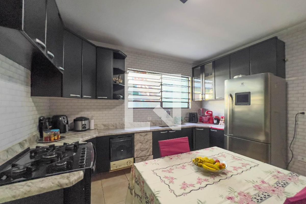 Casa, 4 quartos, 210 m² - Foto 80
