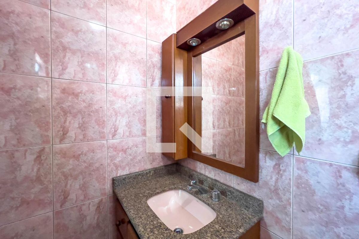 Casa, 4 quartos, 210 m² - Foto 74