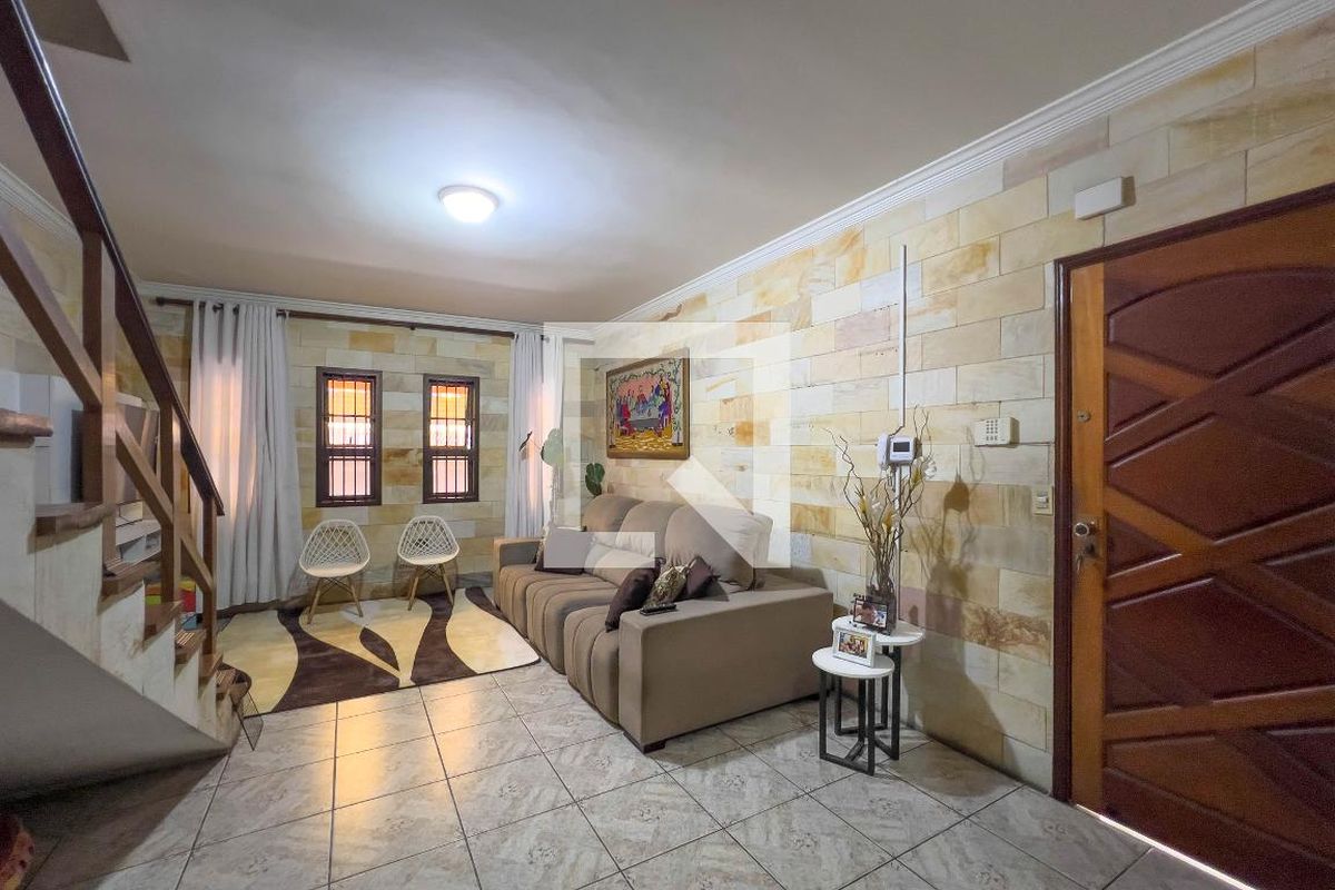 Casa, 4 quartos, 210 m² - Foto 2