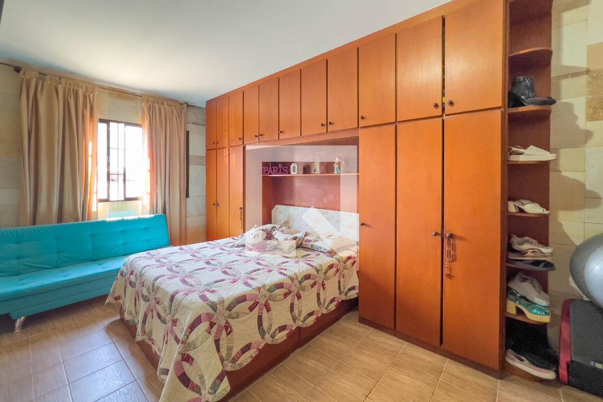 Casa, 4 quartos, 210 m² - Foto 32