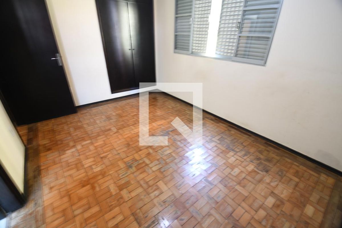 Casa à Venda - Jardim Chapadão, 3 Quartos,  220 m2 em , Campinas - sp | SoloBR