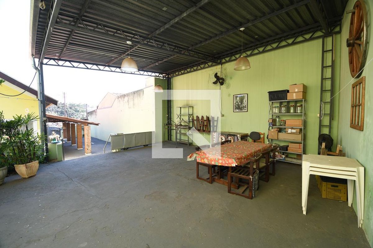 Casa à Venda - Jardim Chapadão, 3 Quartos,  220 m2 em , Campinas - sp | SoloBR