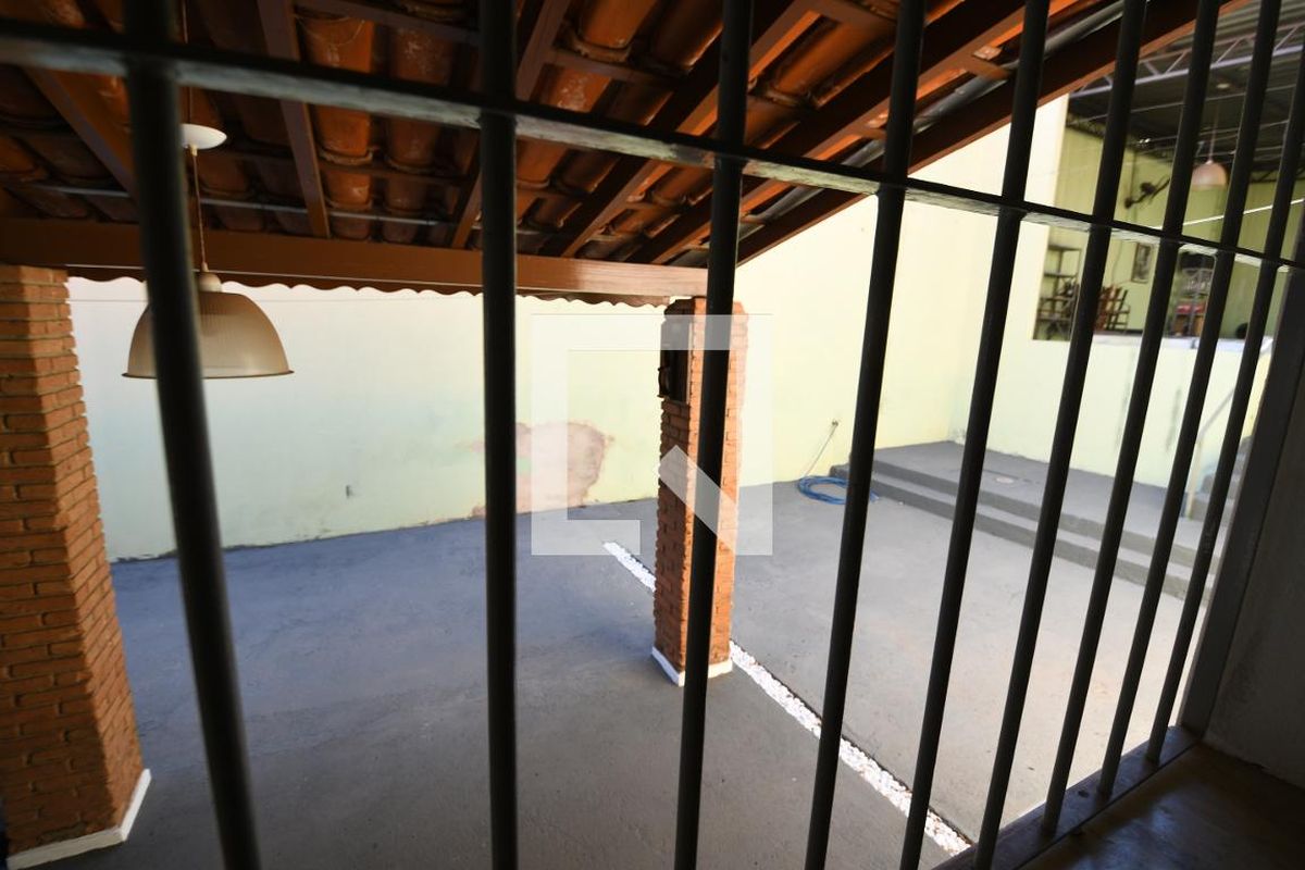 Casa à Venda - Jardim Chapadão, 3 Quartos,  220 m2 em , Campinas - sp | SoloBR