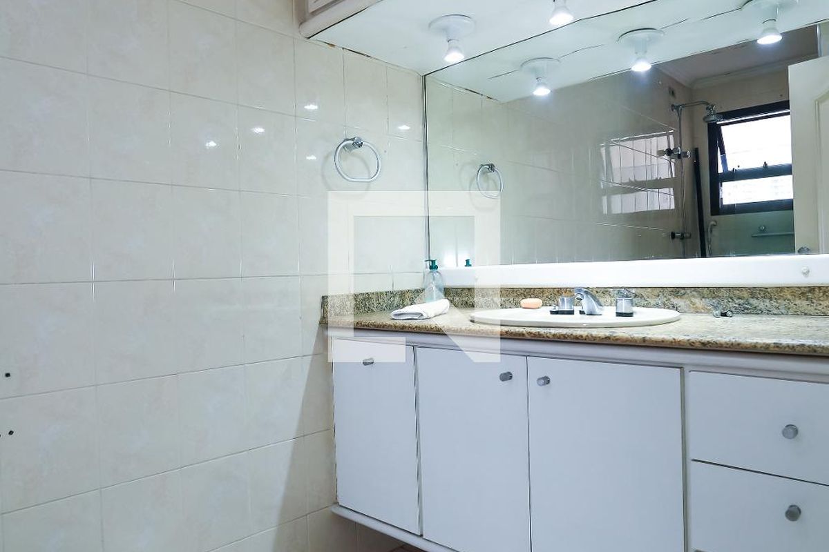 Apartamento, 3 quartos, 205 m² - Foto 135