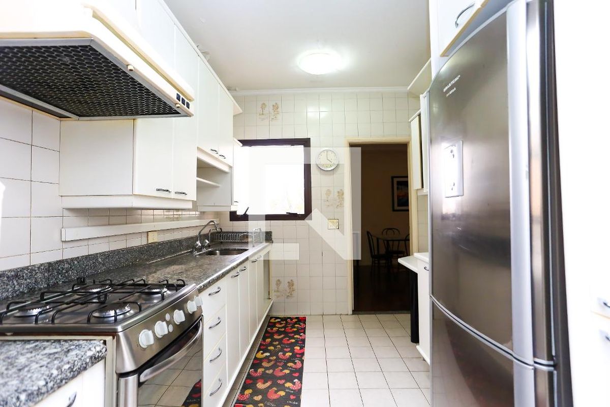 Apartamento, 3 quartos, 205 m² - Foto 149