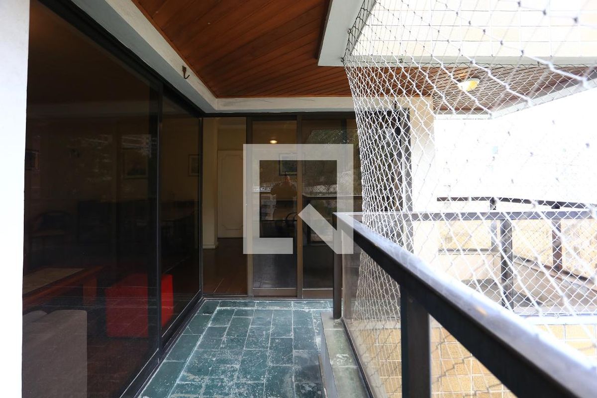 Apartamento, 3 quartos, 205 m² - Foto 21