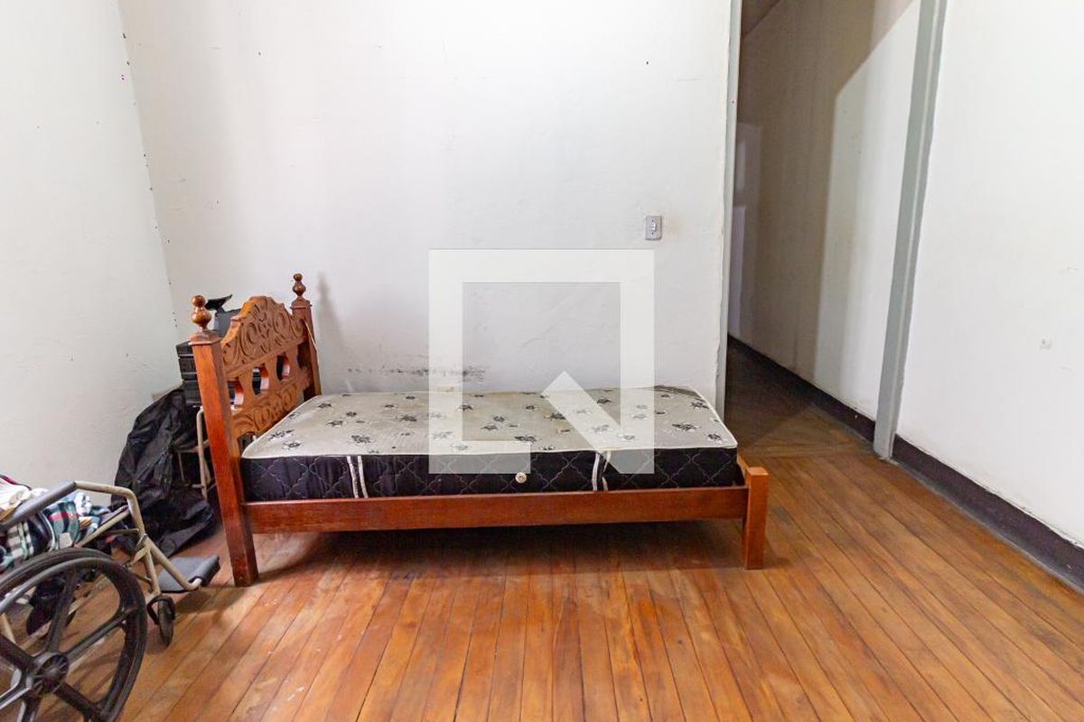 Casa, 2 quartos, 356 m² - Foto 4