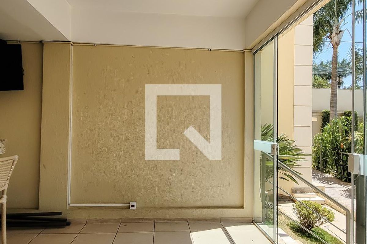 Apartamento à Venda - Mansões Santo Antônio, 3 Quartos,  140 m2 em , Campinas - sp | SoloBR