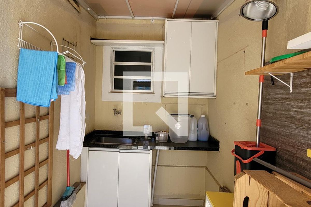 Apartamento à Venda - Mansões Santo Antônio, 3 Quartos,  140 m2 em , Campinas - sp | SoloBR