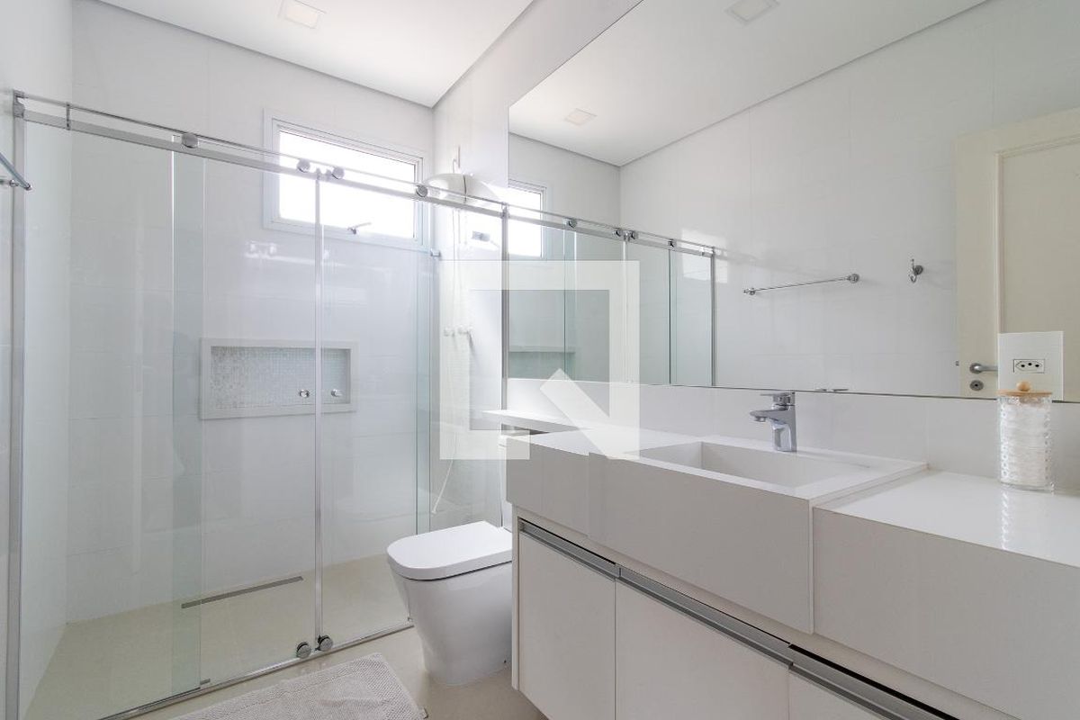 Casa à Venda - Lot. Alphaville Campinas, 4 Quartos,  380 m2 em , Campinas - sp | SoloBR