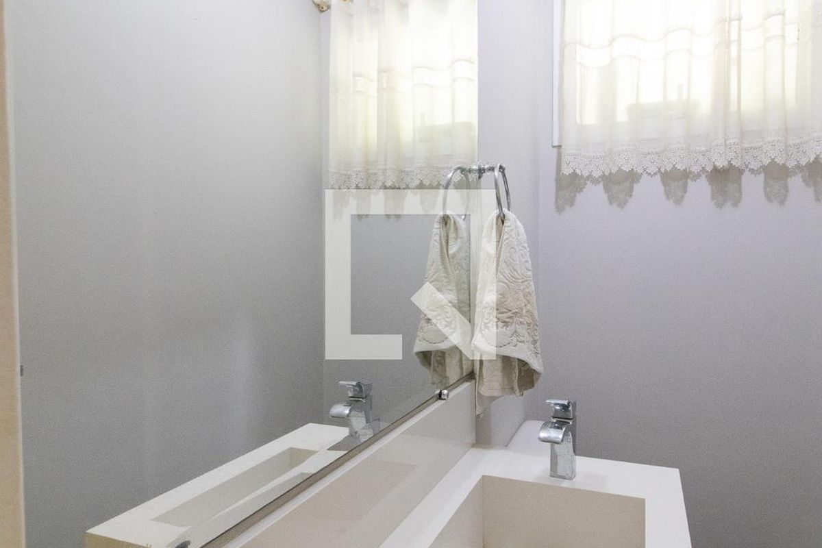 Casa à Venda - Lot. Alphaville Campinas, 4 Quartos,  380 m2 em , Campinas - sp | SoloBR