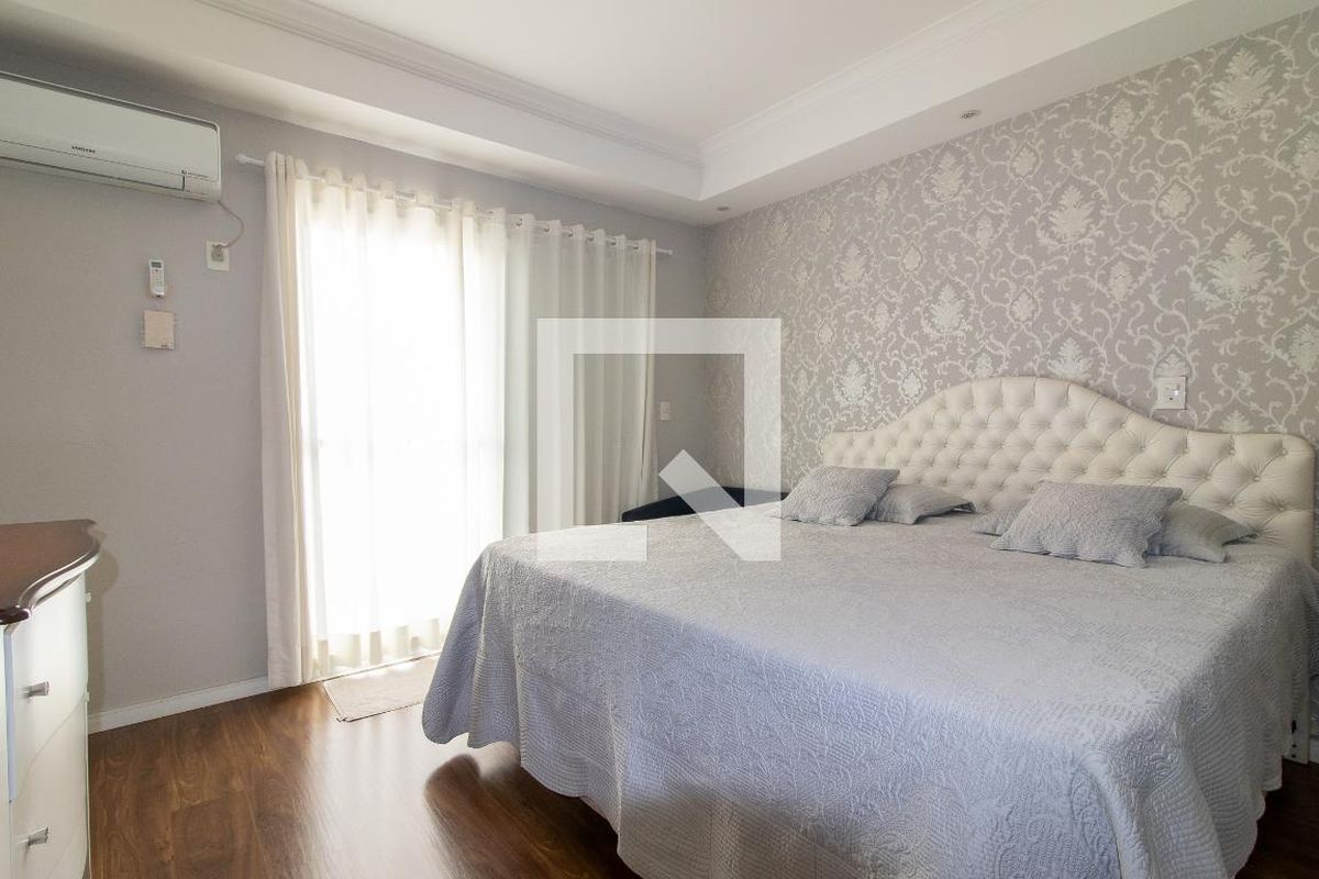 Casa à Venda - Lot. Alphaville Campinas, 4 Quartos,  380 m2 em , Campinas - sp | SoloBR