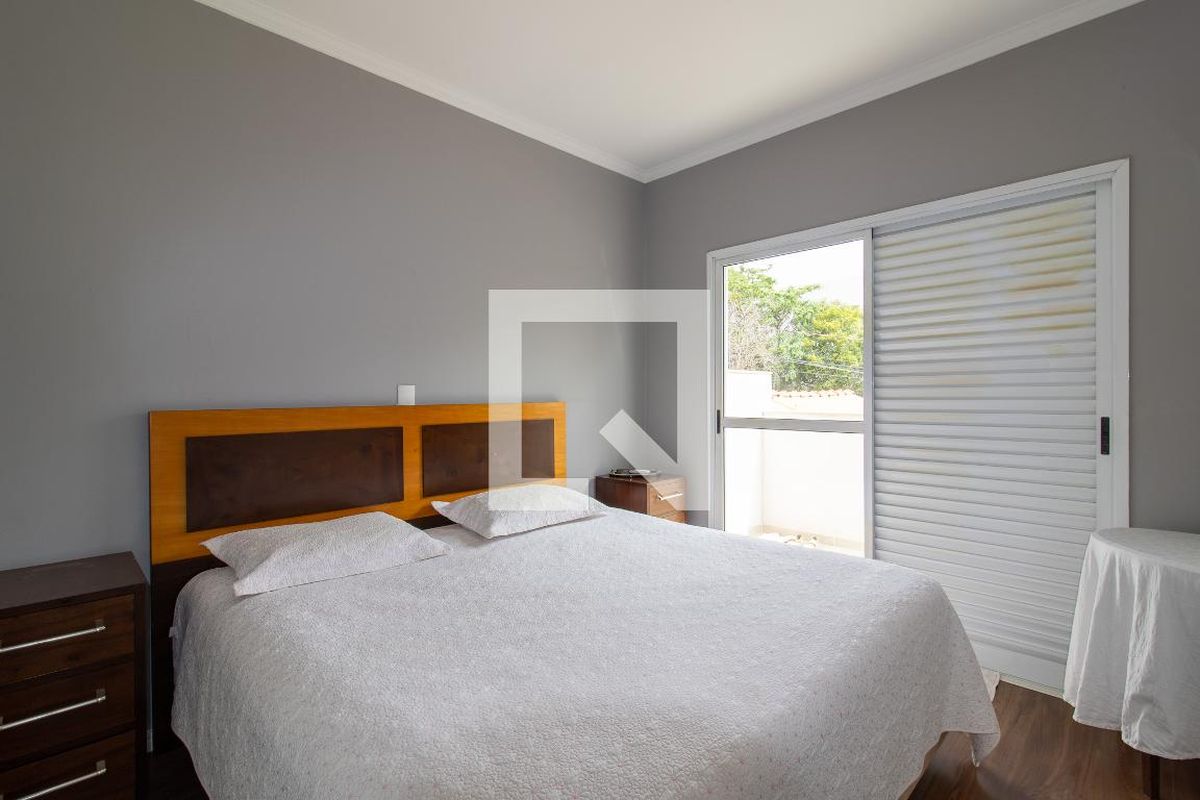 Casa à Venda - Lot. Alphaville Campinas, 4 Quartos,  380 m2 em , Campinas - sp | SoloBR