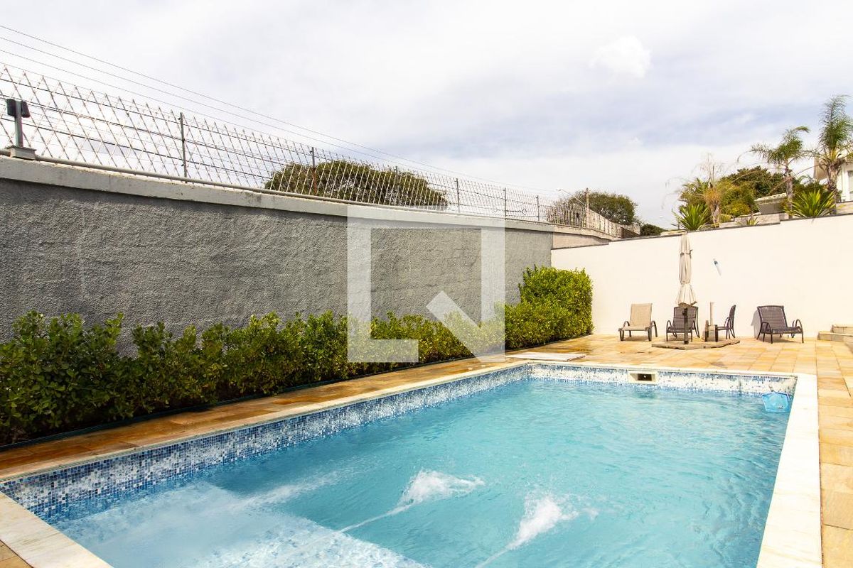Casa à Venda - Lot. Alphaville Campinas, 4 Quartos,  380 m2 em , Campinas - sp | SoloBR