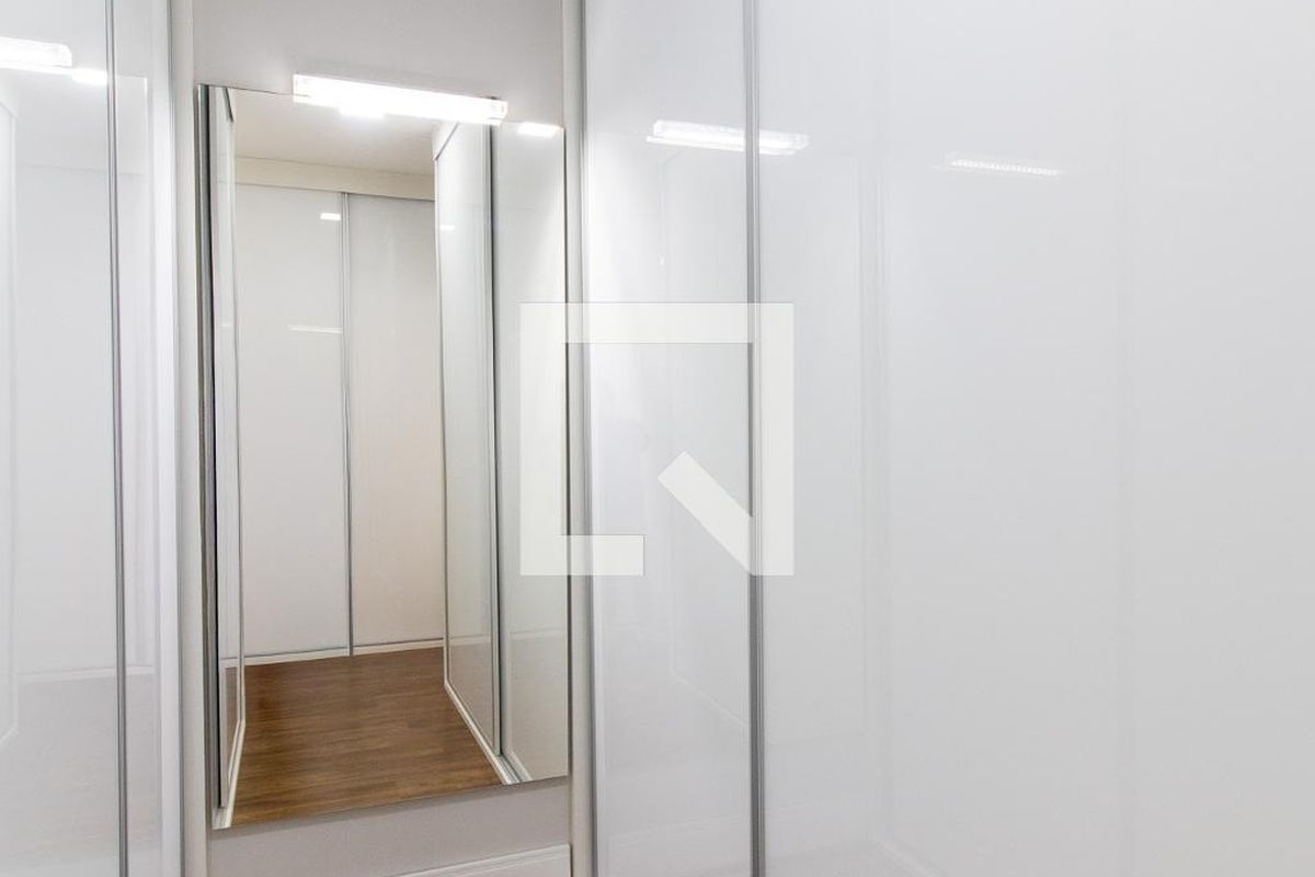 Casa à Venda - Lot. Alphaville Campinas, 4 Quartos,  380 m2 em , Campinas - sp | SoloBR