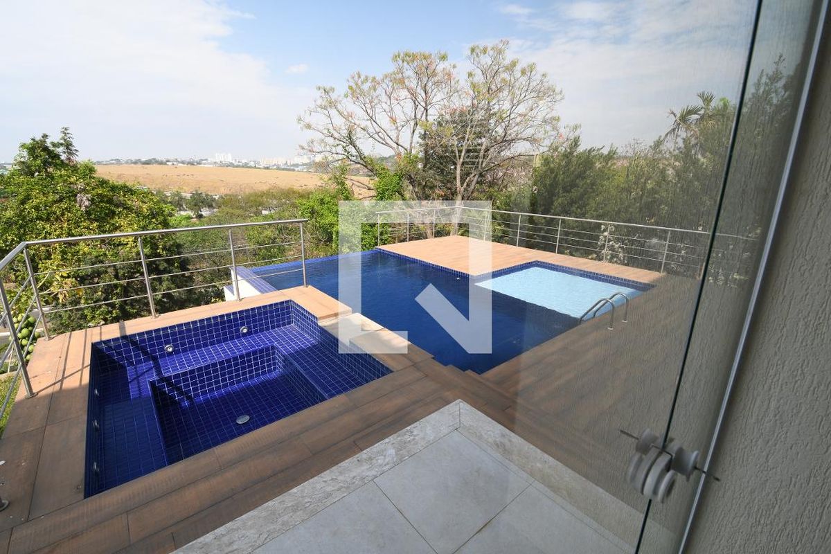 Casa à Venda - Lot. Alphaville Campinas, 5 Quartos,  620 m2 em , Campinas - sp | SoloBR