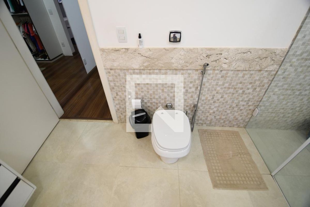 Casa à Venda - Lot. Alphaville Campinas, 5 Quartos,  620 m2 em , Campinas - sp | SoloBR