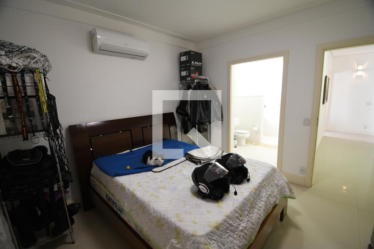 Casa à Venda - Lot. Alphaville Campinas, 5 Quartos,  620 m2 em , Campinas - sp | SoloBR