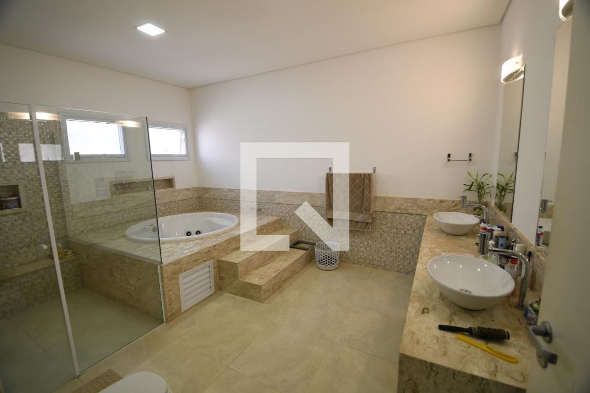 Casa à Venda - Lot. Alphaville Campinas, 5 Quartos,  620 m2 em , Campinas - sp | SoloBR