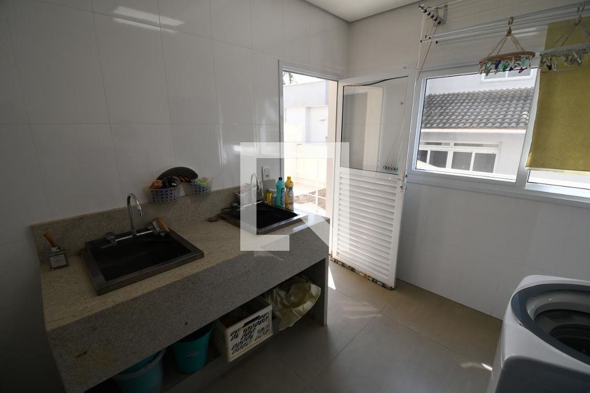 Casa à Venda - Lot. Alphaville Campinas, 5 Quartos,  620 m2 em , Campinas - sp | SoloBR