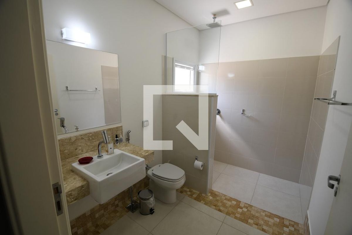 Casa à Venda - Lot. Alphaville Campinas, 5 Quartos,  620 m2 em , Campinas - sp | SoloBR