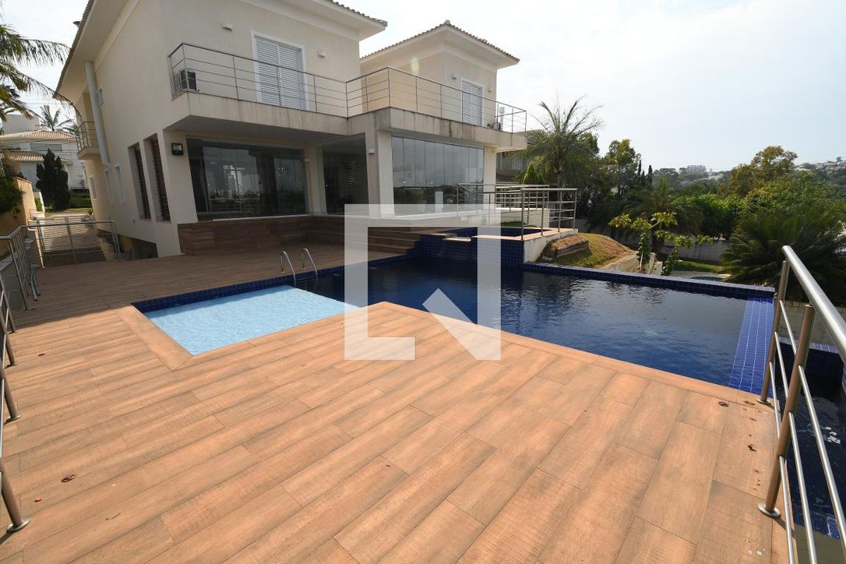 Casa à Venda - Lot. Alphaville Campinas, 5 Quartos,  620 m2 em , Campinas - sp | SoloBR