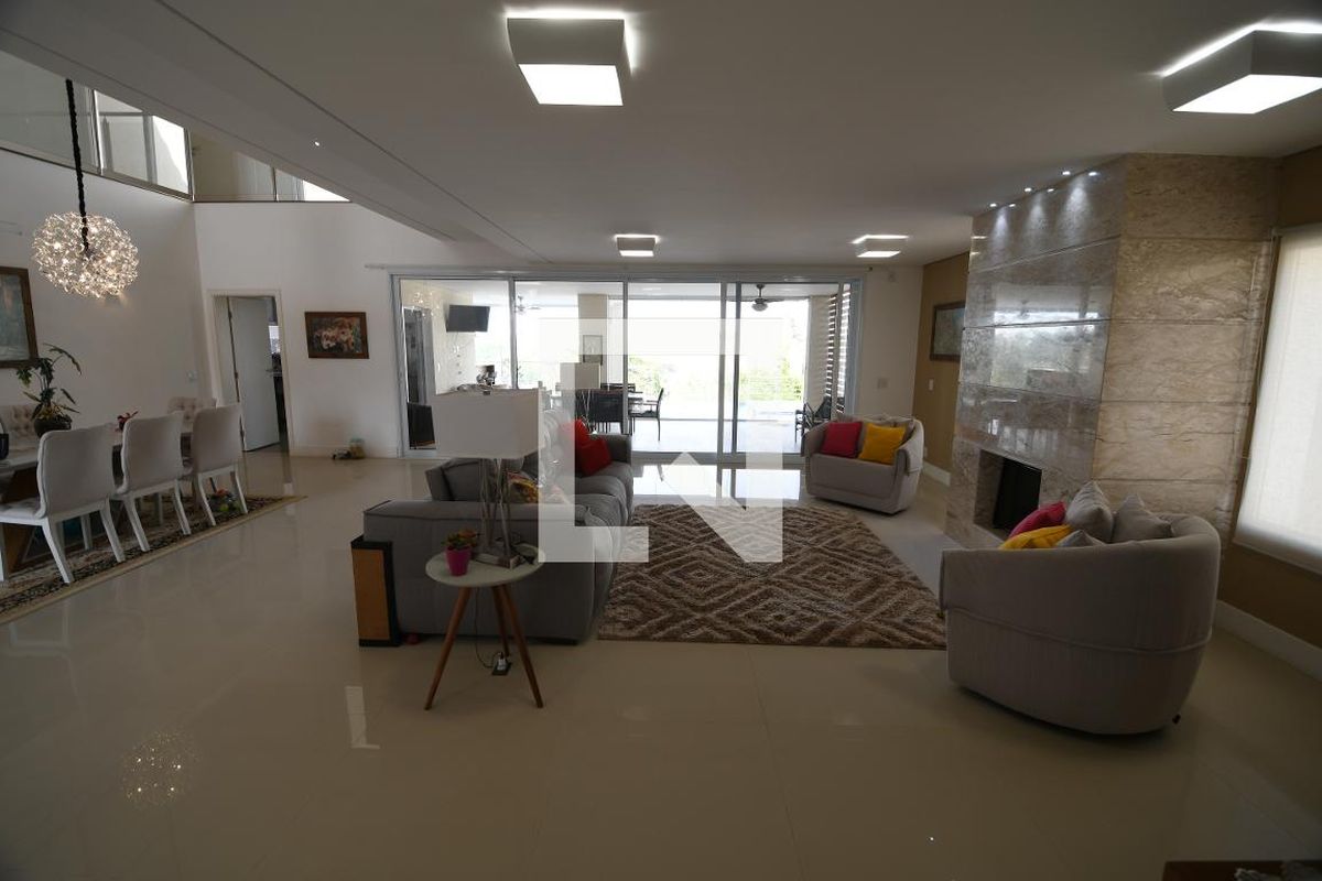Casa à Venda - Lot. Alphaville Campinas, 5 Quartos,  620 m2 em , Campinas - sp | SoloBR