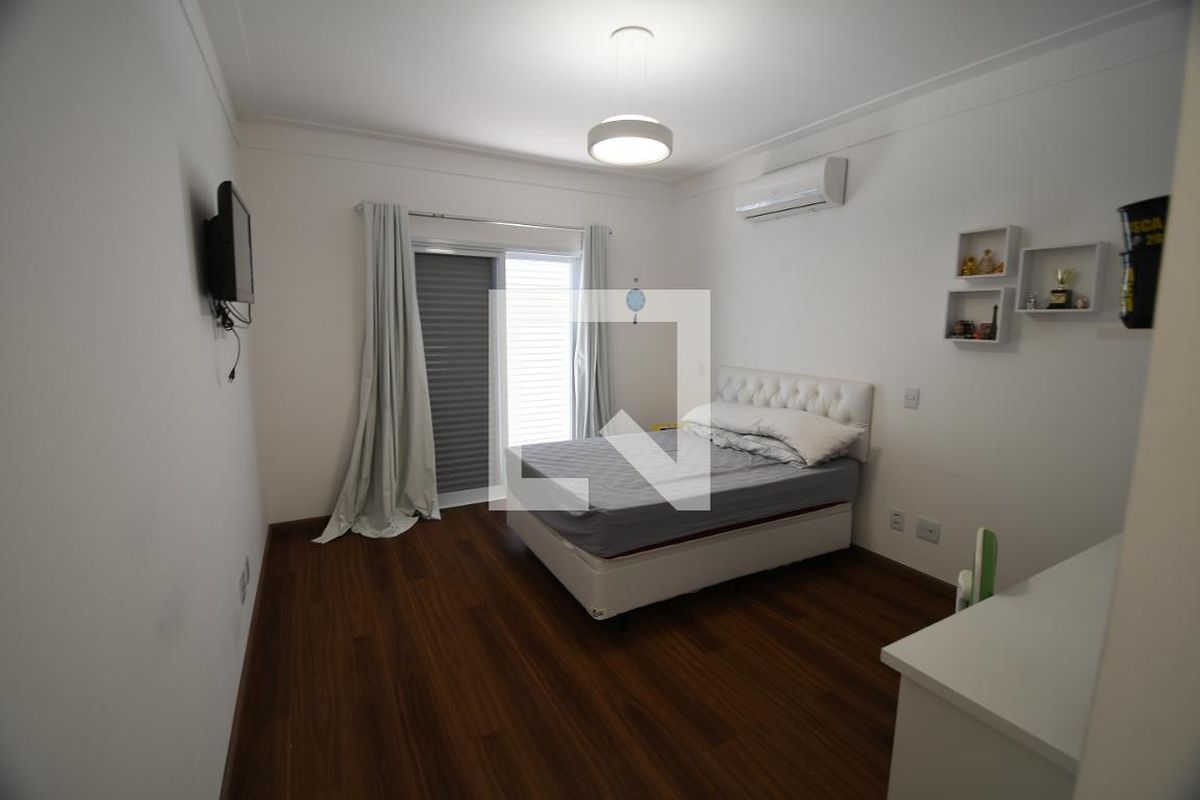Casa à Venda - Lot. Alphaville Campinas, 5 Quartos,  620 m2 em , Campinas - sp | SoloBR