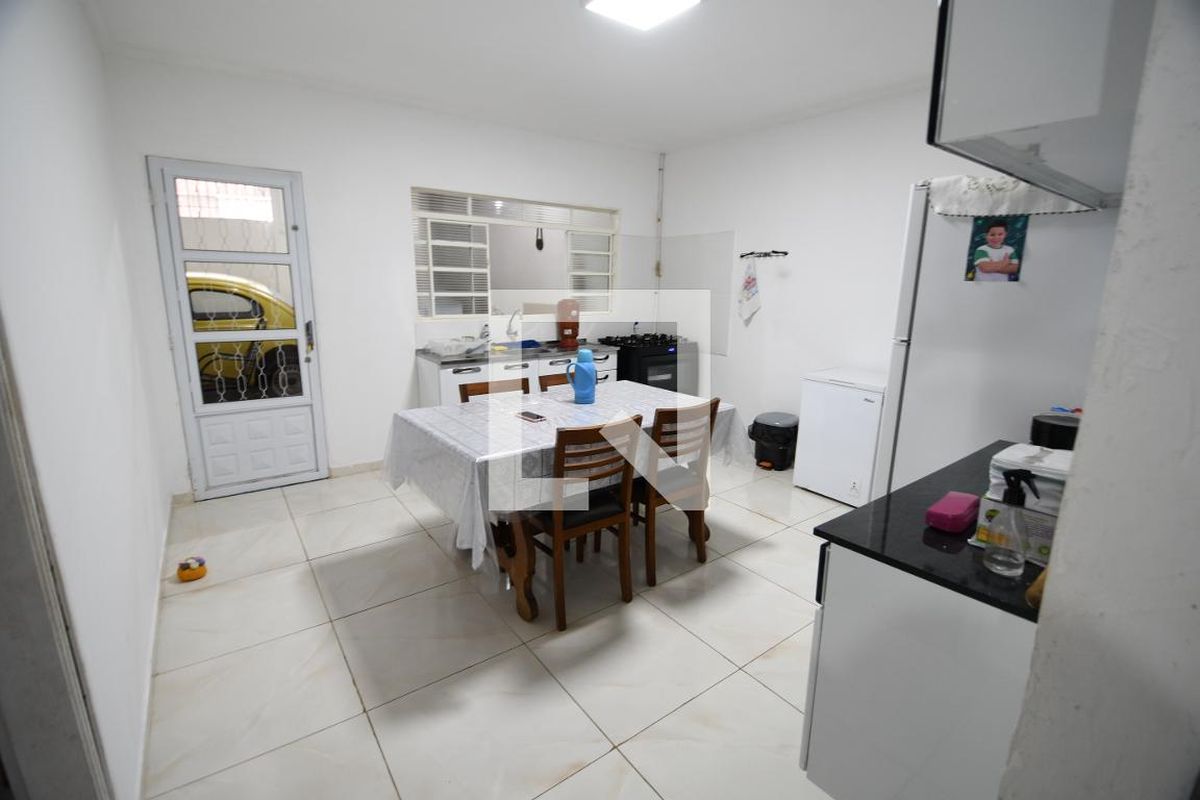 Casa à Venda - Jardim Flamboyant, 3 Quartos,  250 m2 em , Campinas - sp | SoloBR
