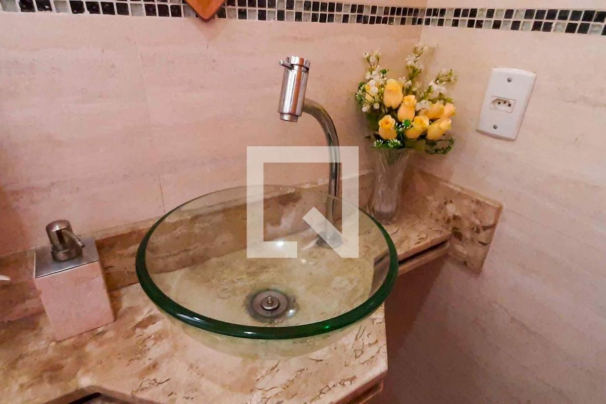 Casa, 4 quartos, 318 m² - Foto 54