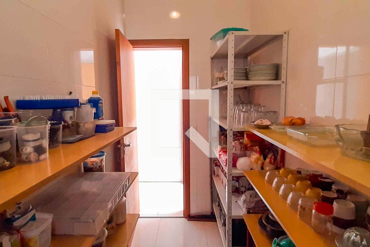 Casa, 4 quartos, 318 m² - Foto 190