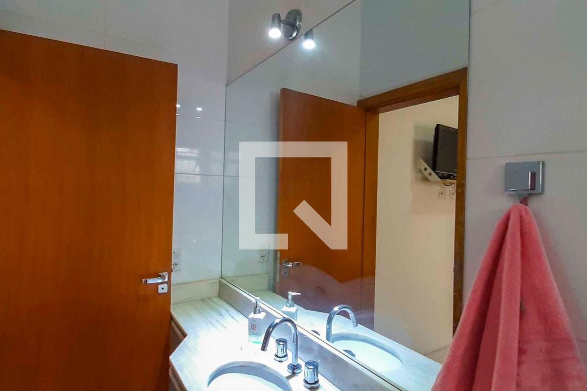 Casa, 4 quartos, 318 m² - Foto 158