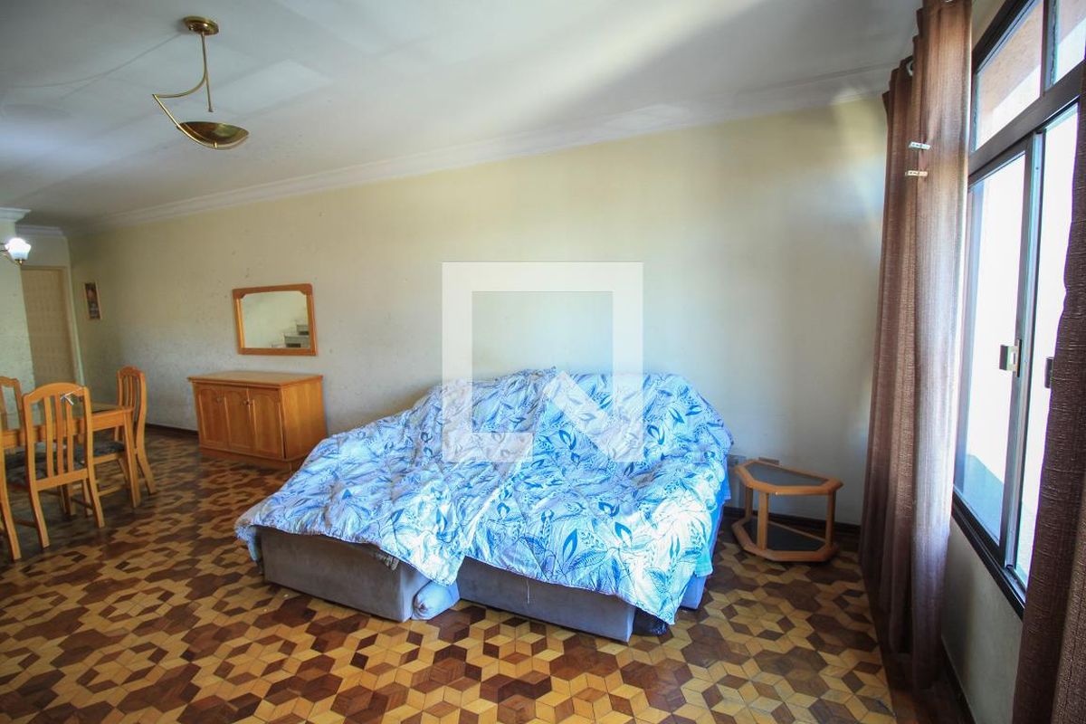 Casa, 3 quartos, 300 m² - Foto 10