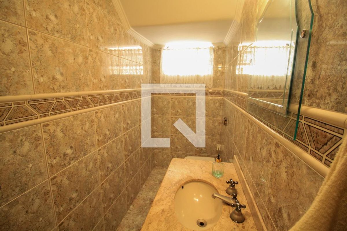 Casa, 3 quartos, 300 m² - Foto 28