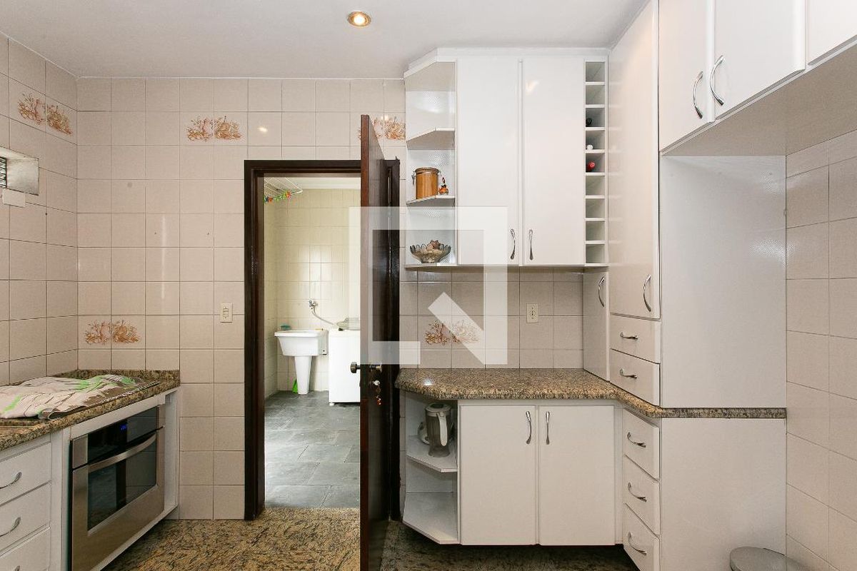 Casa, 3 quartos, 245 m² - Foto 76