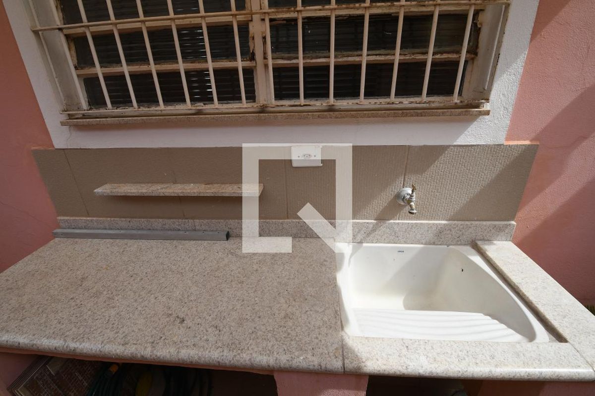 Casa à Venda - Taquaral, 4 Quartos,  157 m2 em , Campinas - sp | SoloBR