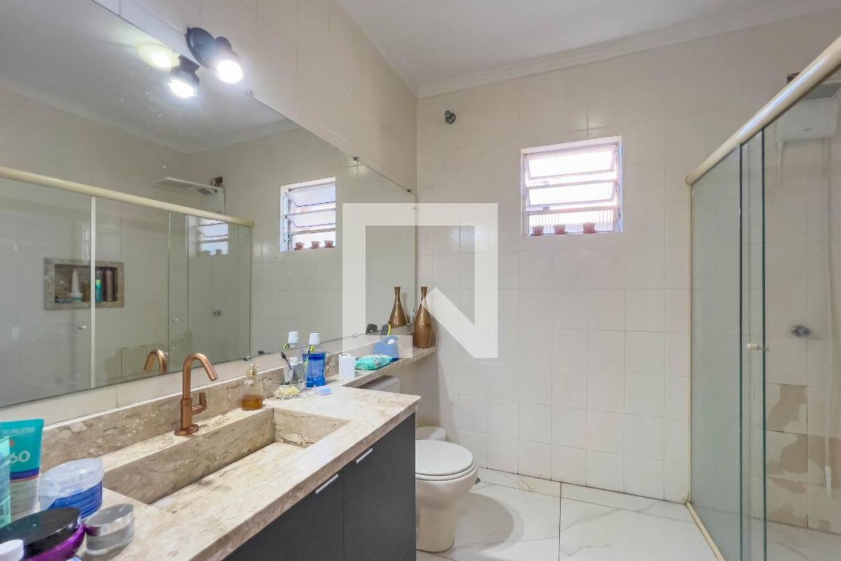 Casa, 3 quartos, 200 m² - Foto 34