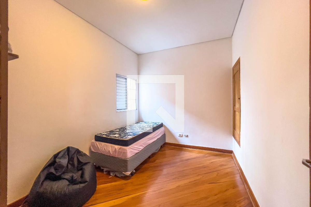 Casa, 3 quartos, 200 m² - Foto 10