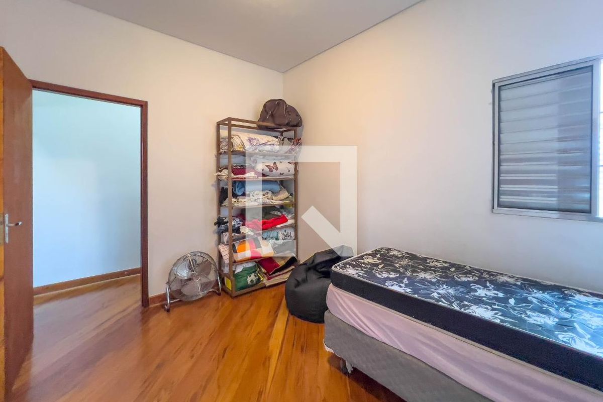 Casa, 3 quartos, 200 m² - Foto 12