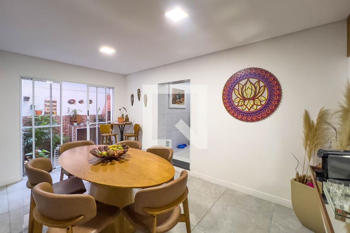 Casa, 3 quartos, 200 m² - Foto 50
