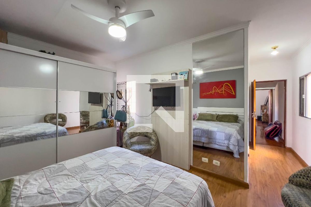 Casa, 3 quartos, 200 m² - Foto 28