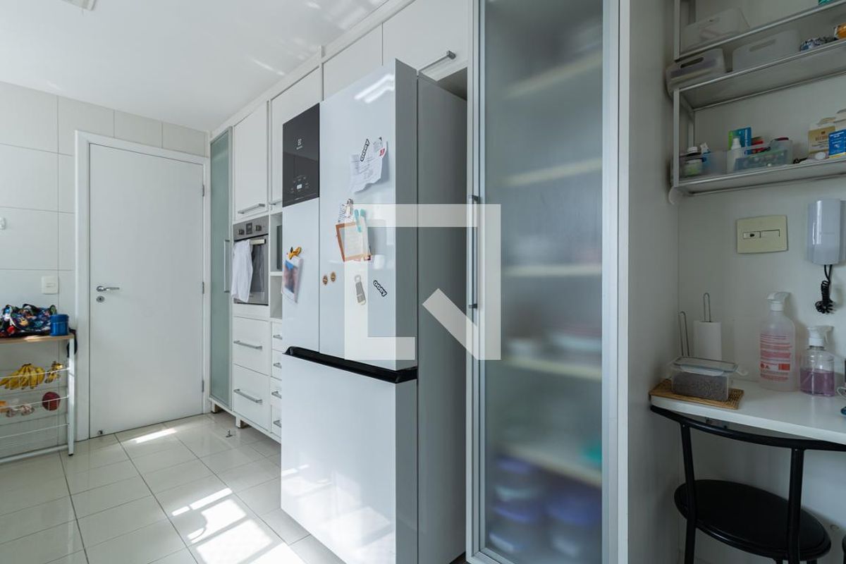 Apartamento, 3 quartos, 158 m² - Foto 84