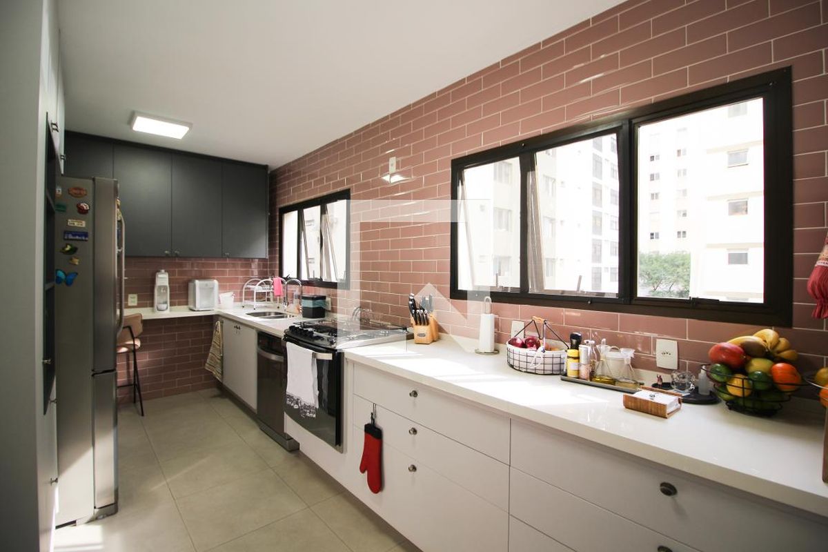 Apartamento, 3 quartos, 192 m² - Foto 114