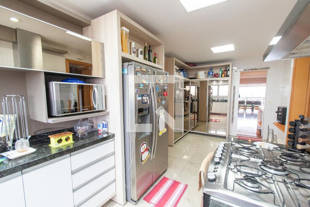 Apartamento, 3 quartos, 213 m² - Foto 52